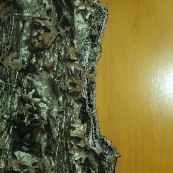 Schmidt Cutoff Collared Button Up Tank Top Camo 2X - Picture 5 of 6